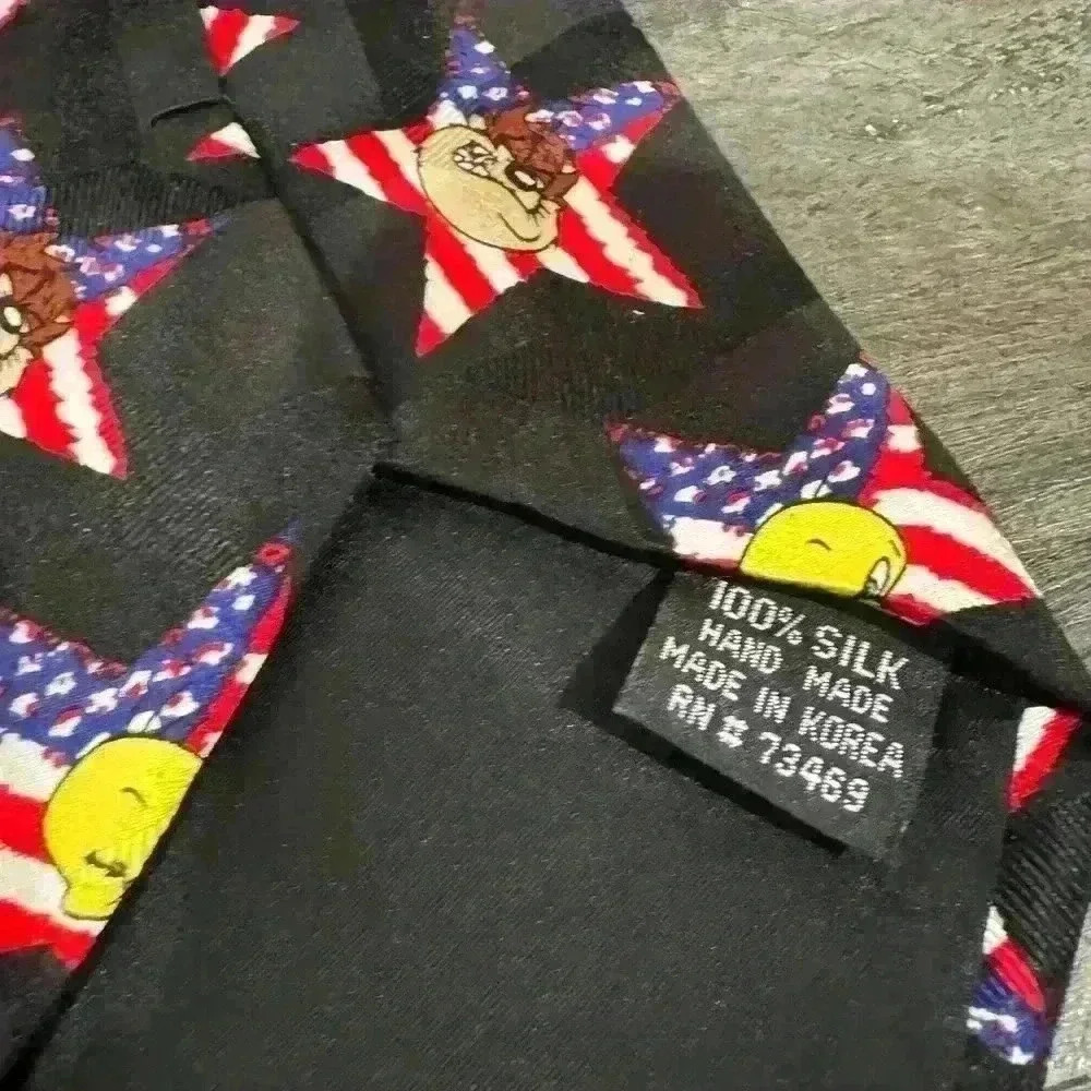 Looney Tunes Patriotic Tie 1995 Stars & Stripes Taz, Tweety, Bugs Bunny Silk - Picture 4 of 4